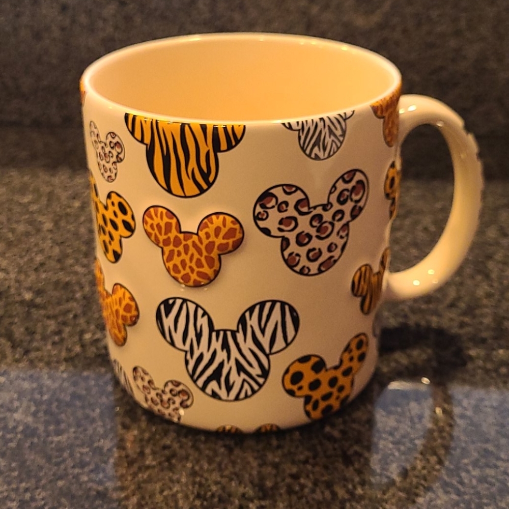 COPY - Disney animal kingdom mug